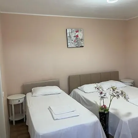 La Famiglia Homestay szállás *